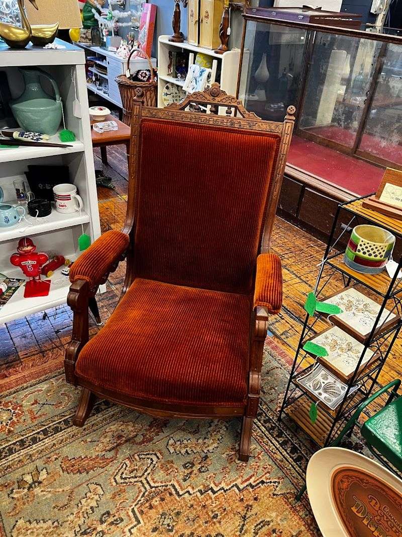 Vintage Fabrics And Refurbished Furniture Throughout