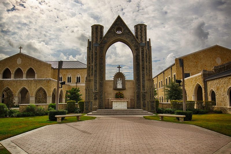 Daily Private Prayer and Open Door Policy