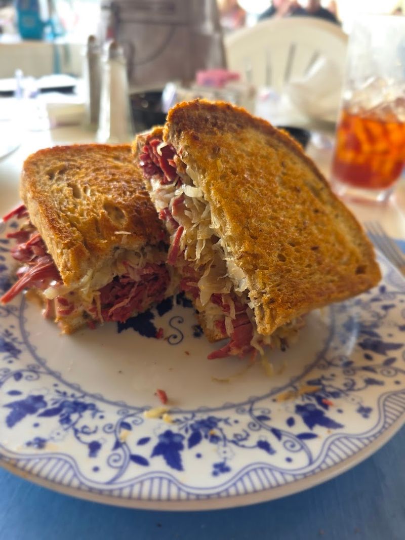 Soups, Salads, and Sandwiches Worth Ordering