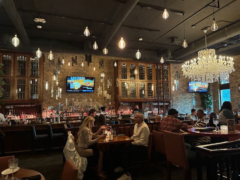 Hearsay on the Green, Texas