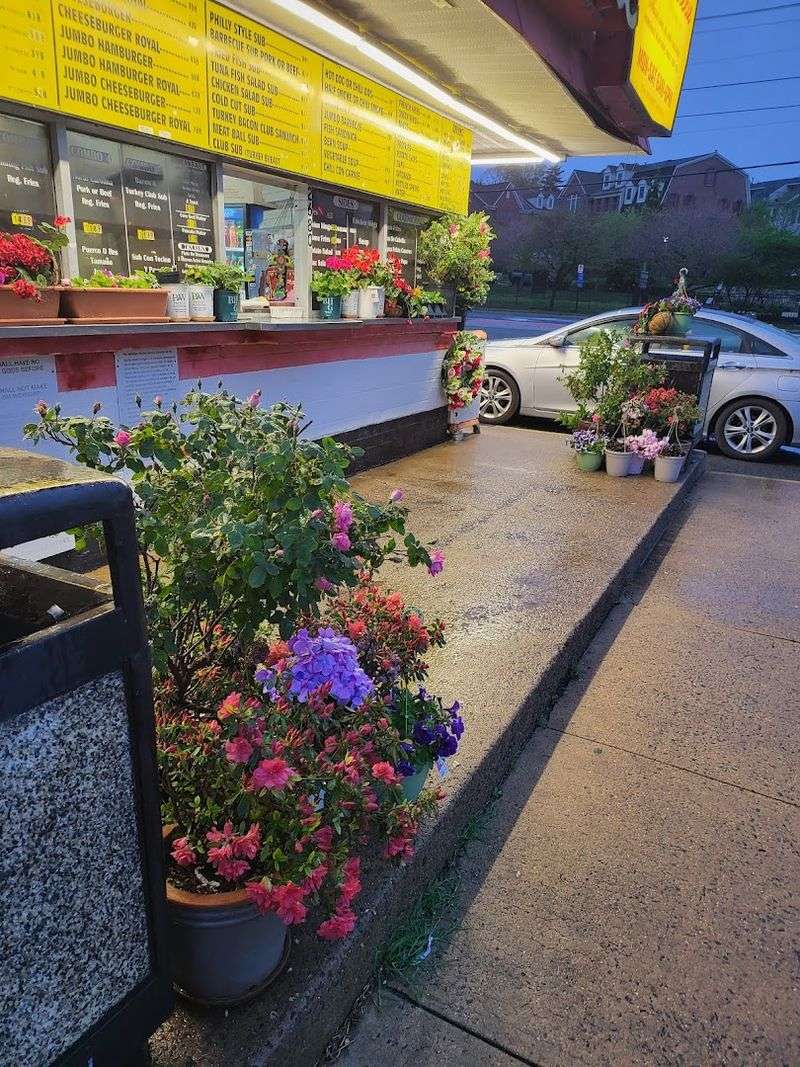 Plan Your Visit to 2680 Shirlington Road