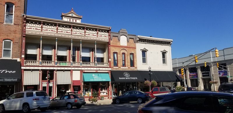 A 1-Hour Downtown Noblesville Layover Full of Local Charm