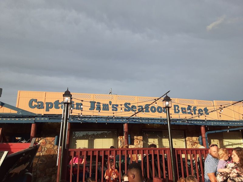 A Pigeon Forge Buffet Built For Big Appetites