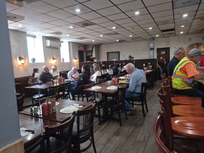 The Atmosphere That Feels Like a Neighborhood Staple