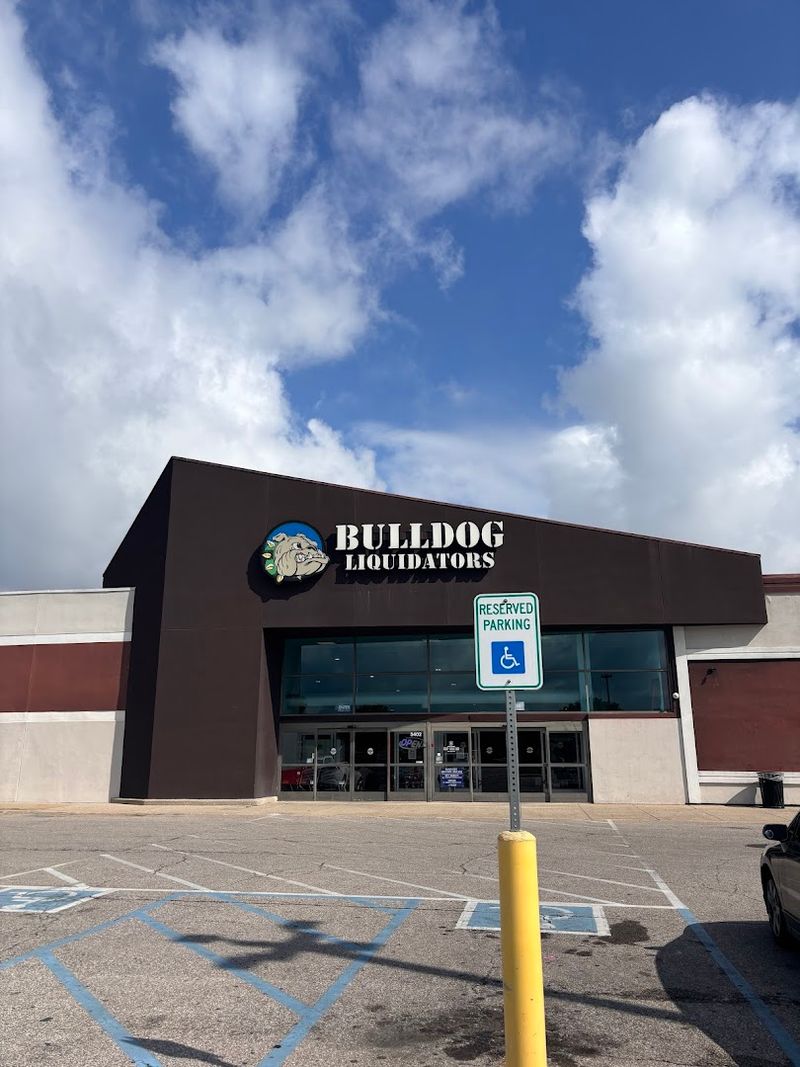 The Location Makes It Easy to Pair With a Full Day Out