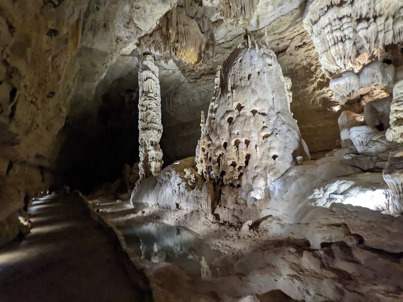 Natural Bridge Caverns, Natural Bridge