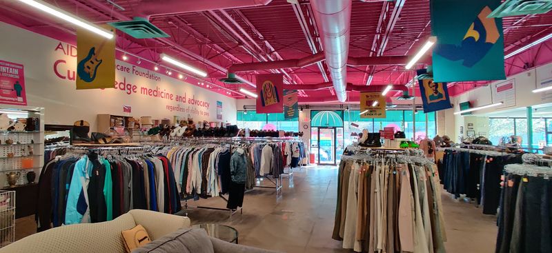 Why Dallas Thrift Shoppers Keep Choosing This Spot