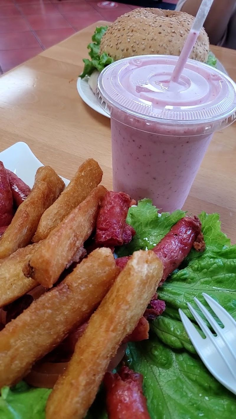 The Freshly Squeezed Juices and Smoothies Worth Talking About