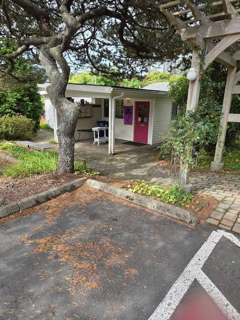 Free Admission and a Community Spirit That Shows