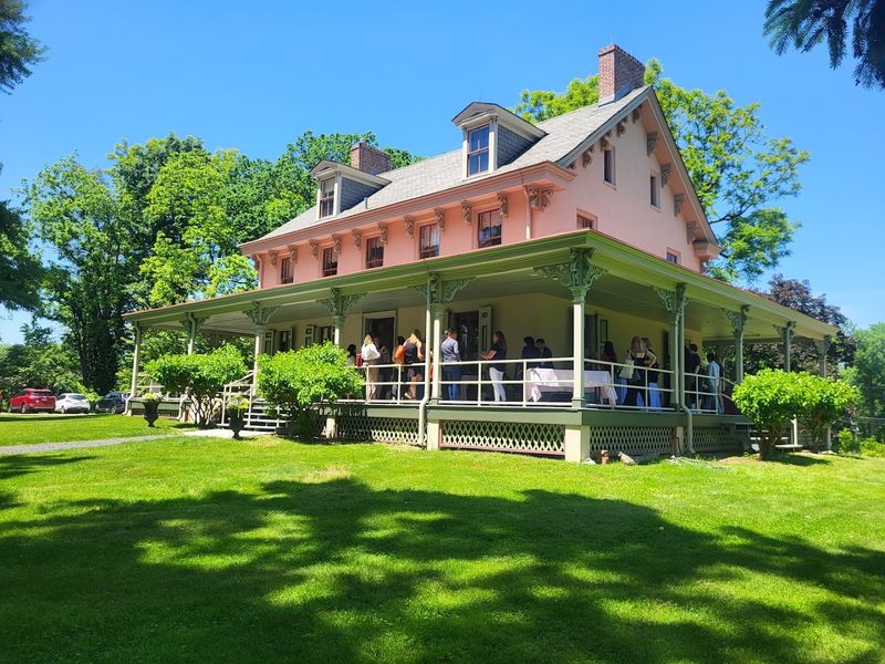 The Outdoor Audio Tour: A Walk Through Living History