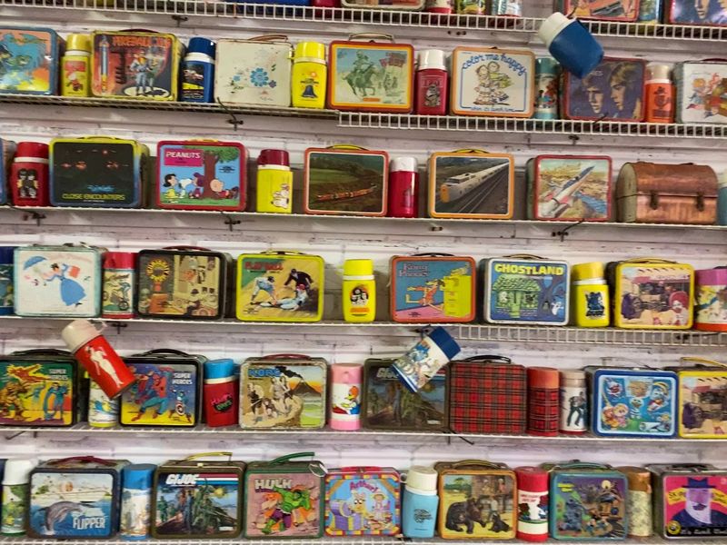 The Legendary Lunchbox Museum A Technicolor Time Capsule