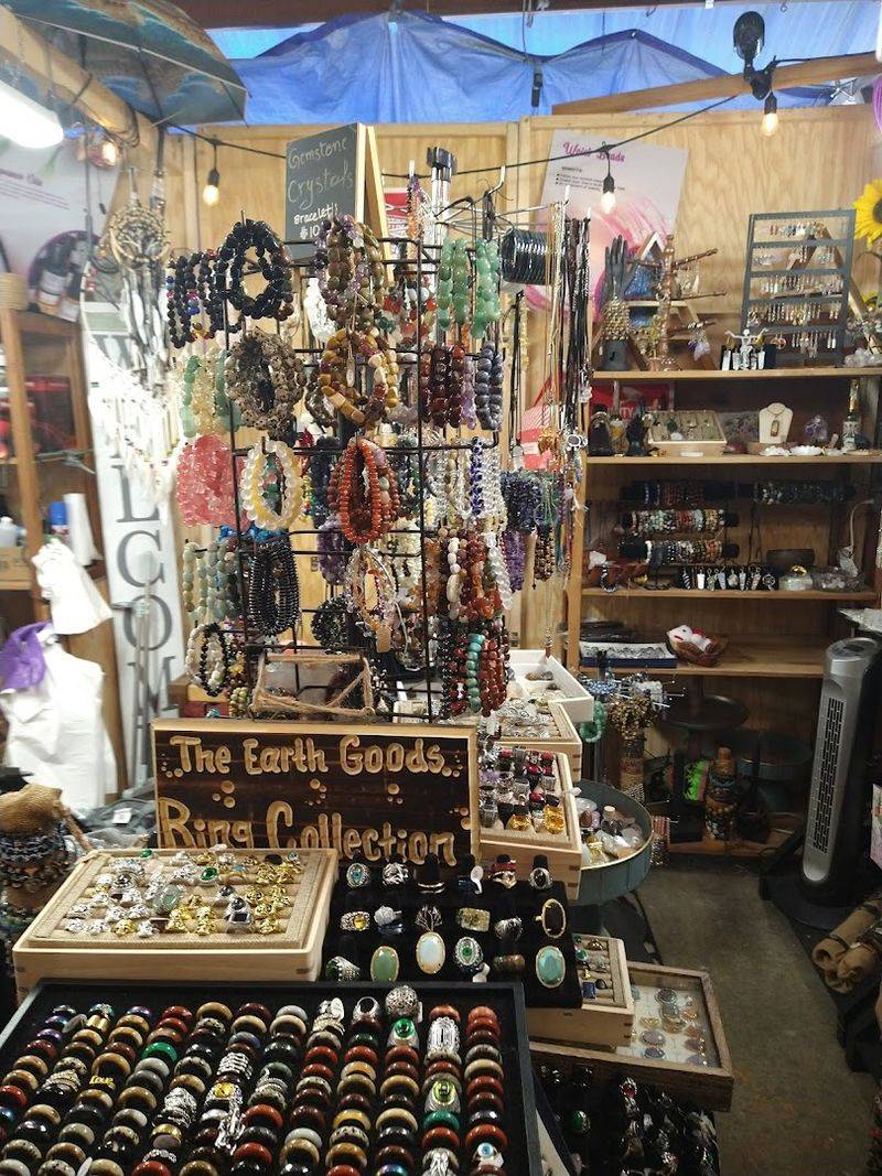 A Treasure Seeker’s Loop Full Of Colorful Surprises