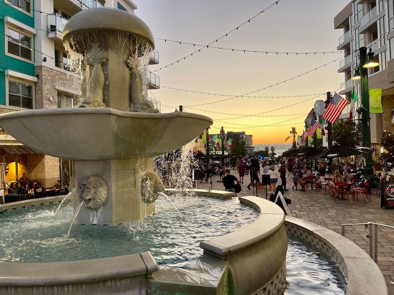 The Piazza Della Famiglia Centerpiece
