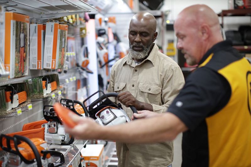 Military Discounts and Customer Perks That Actually Matter