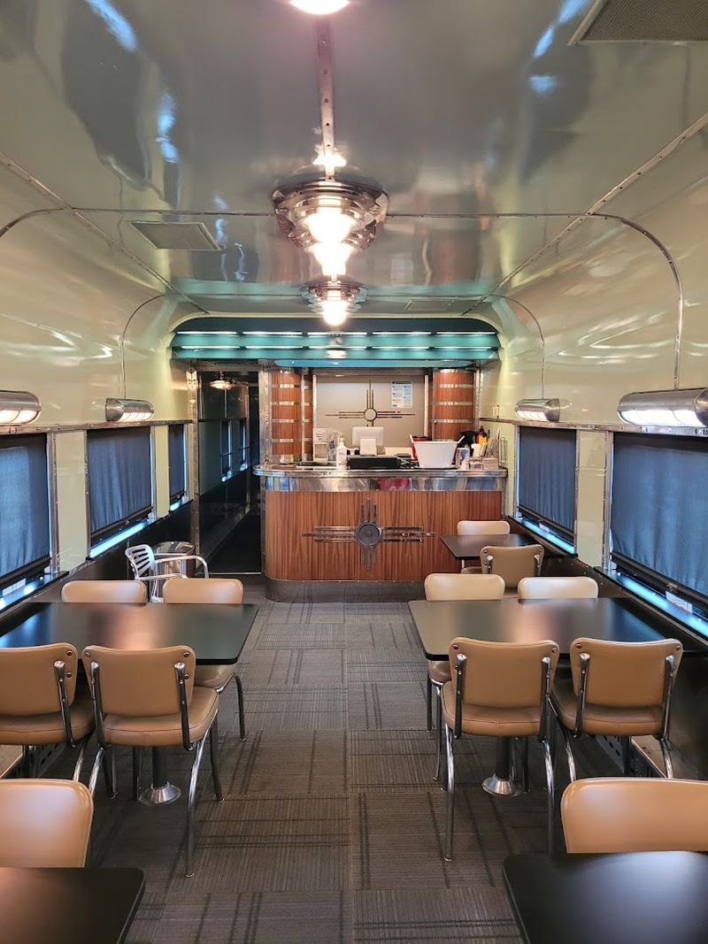 Tips for Making the Most of Your ASTA Train Ride