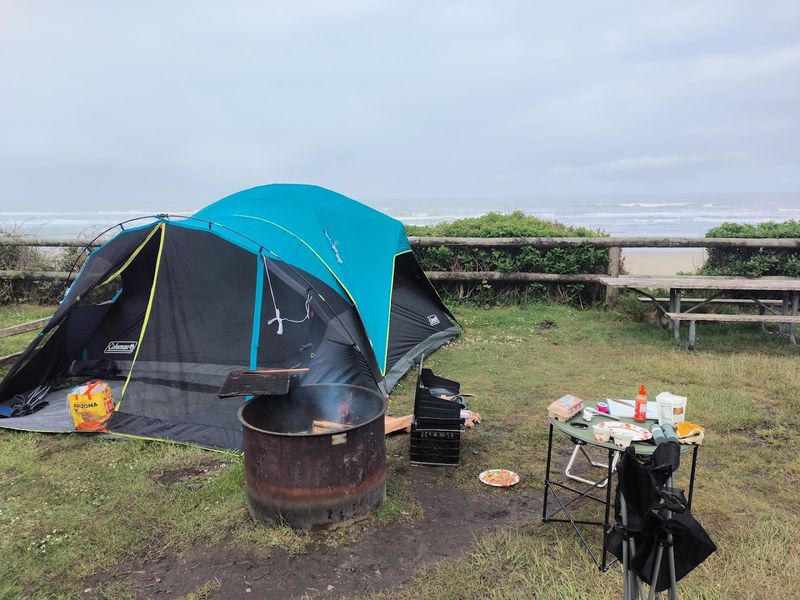 What to Pack and How to Prepare for a Coastal Camp Trip