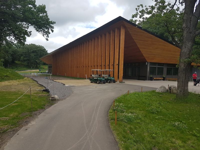 The Trailhead and Park Facilities: Everything You Need Before You Step In