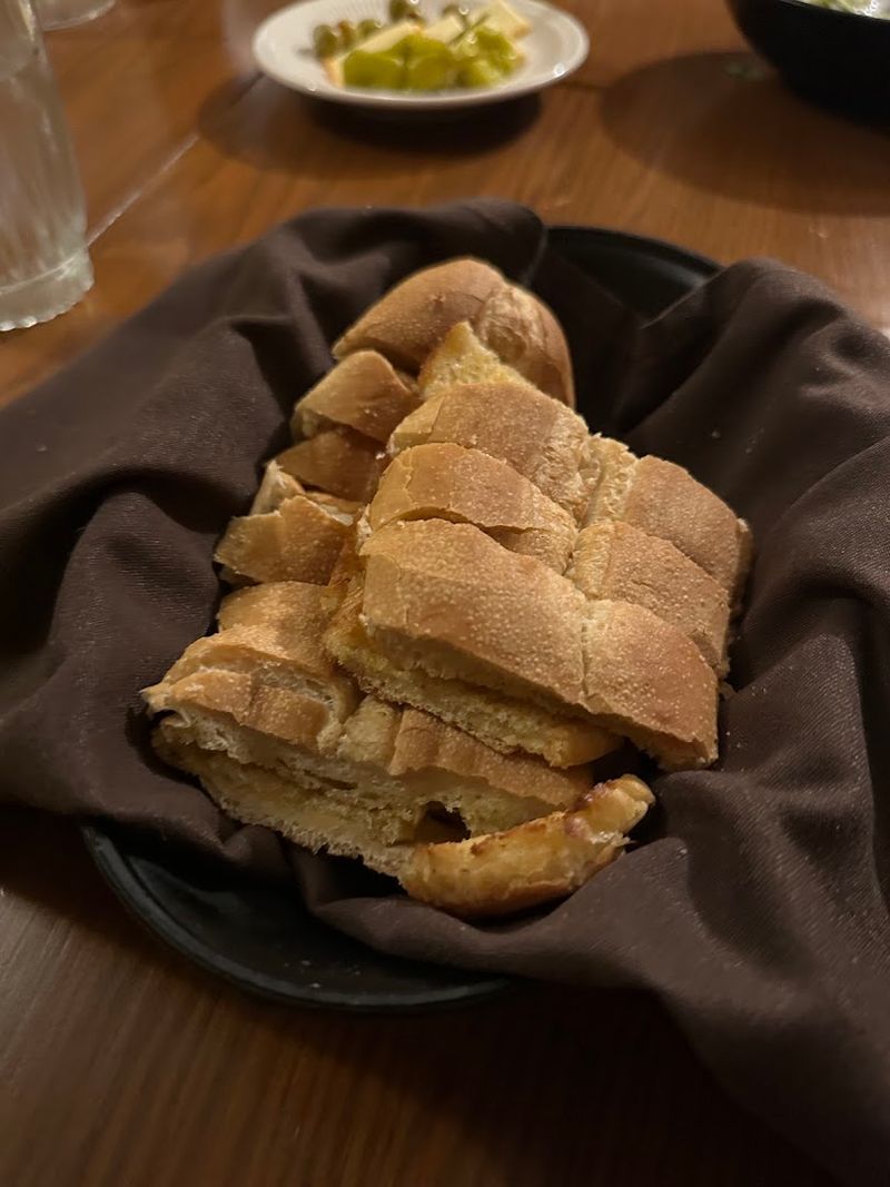 The Bread Basket That Deserves Its Own Fan Club