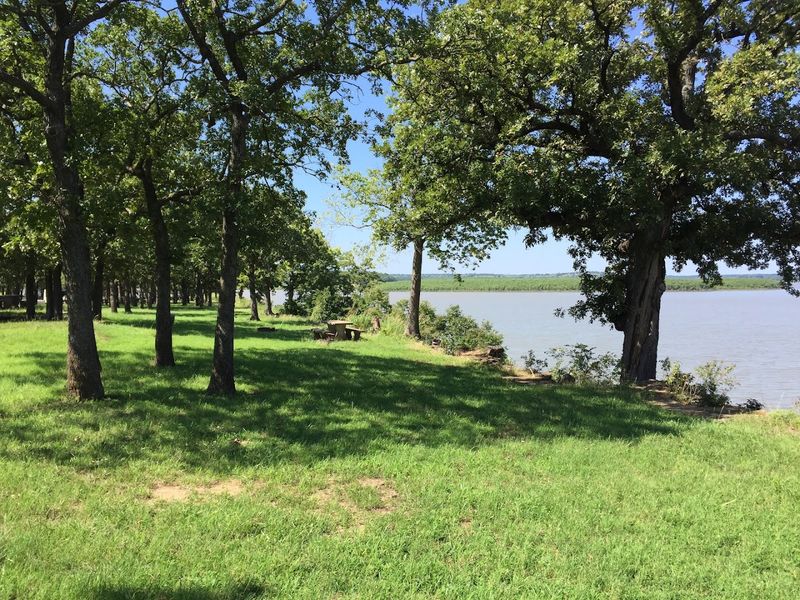 Camping at the Lake Feels Refreshingly Simple