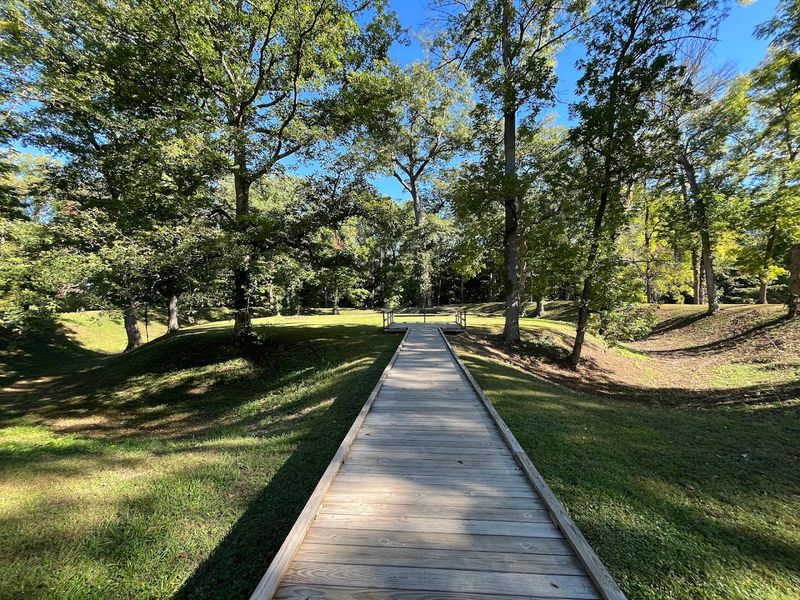 Mounds State Park Trail 1