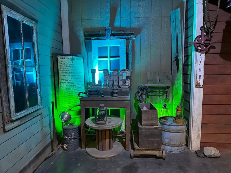 The Only Fully Underground Ropes Challenge Course On Earth