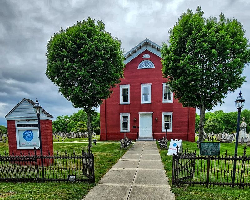 Old Brick: The Church Building With a Famous Architect