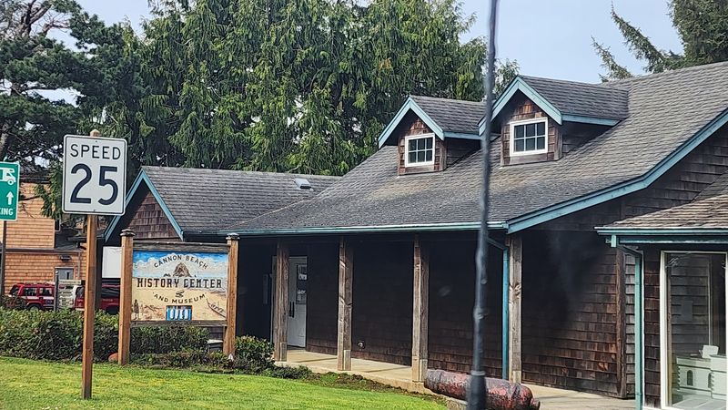 Rotating Exhibits That Reward Return Visits