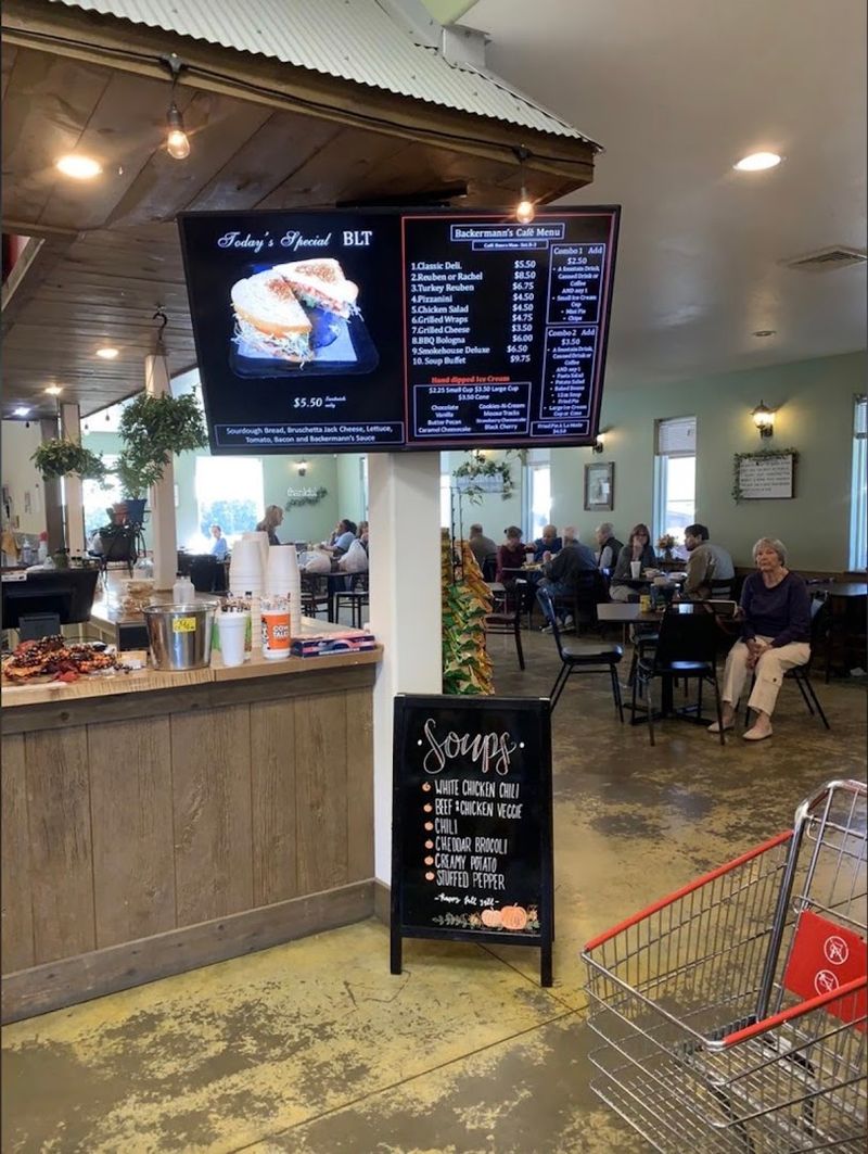 The Cafe: Simple Food Done Right