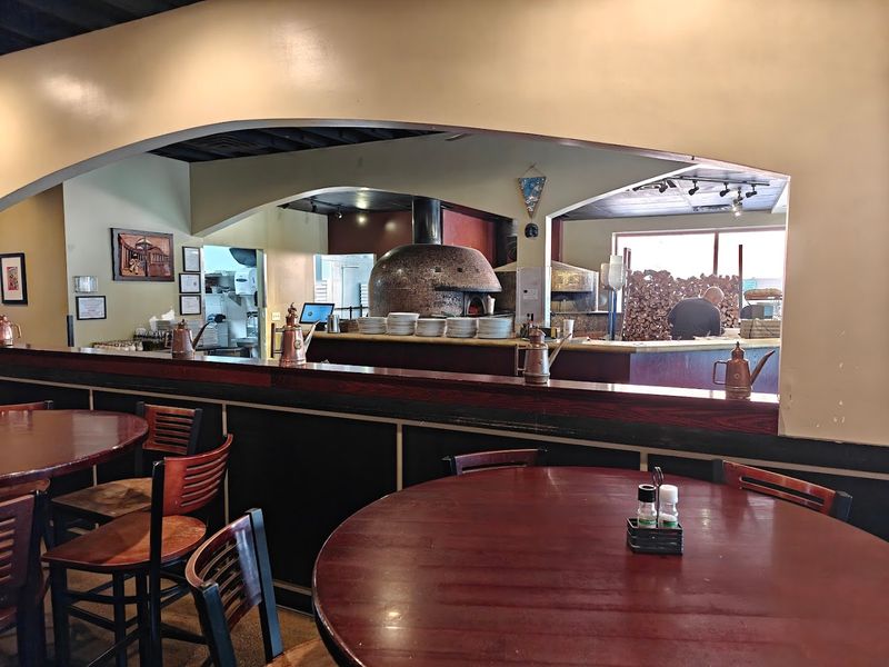 The Atmosphere That Makes You Want to Linger