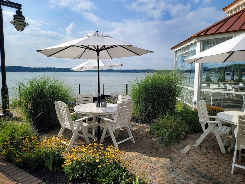 A Warm, Nautically Themed Atmosphere You Feel Immediately