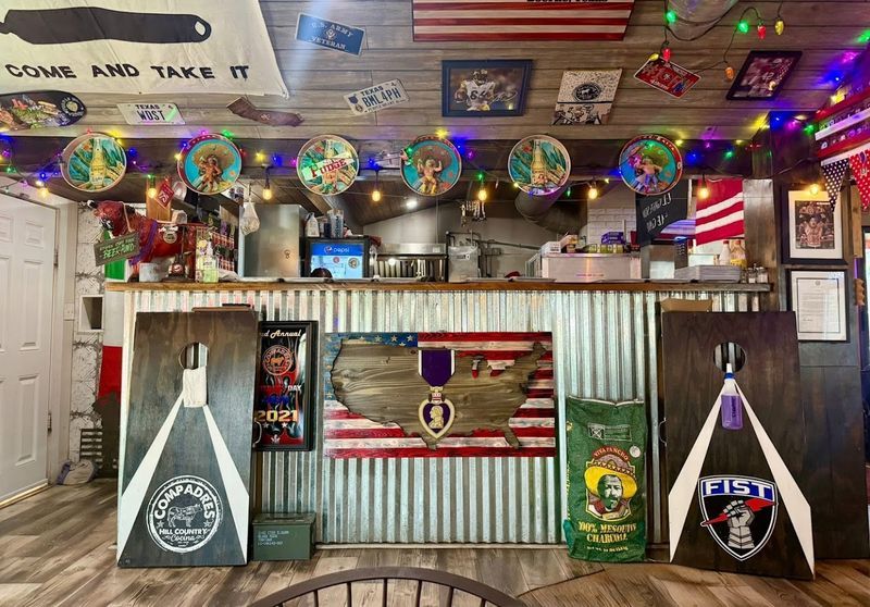 The Atmosphere That Feels Nothing Like a Chain Restaurant