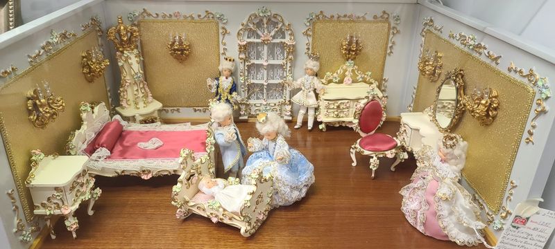 Small Collectibles That Pull You In
