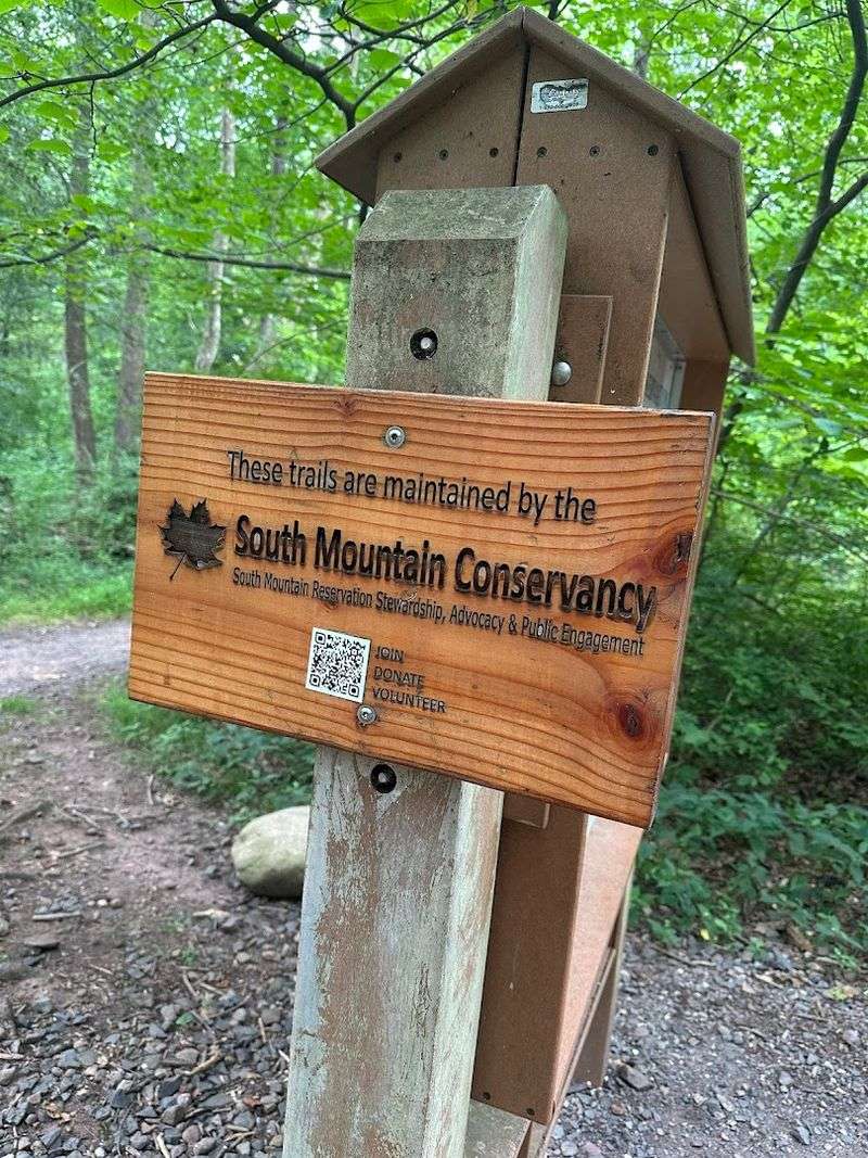 The Loop Trail That Makes Everyone Feel Like an Adventurer