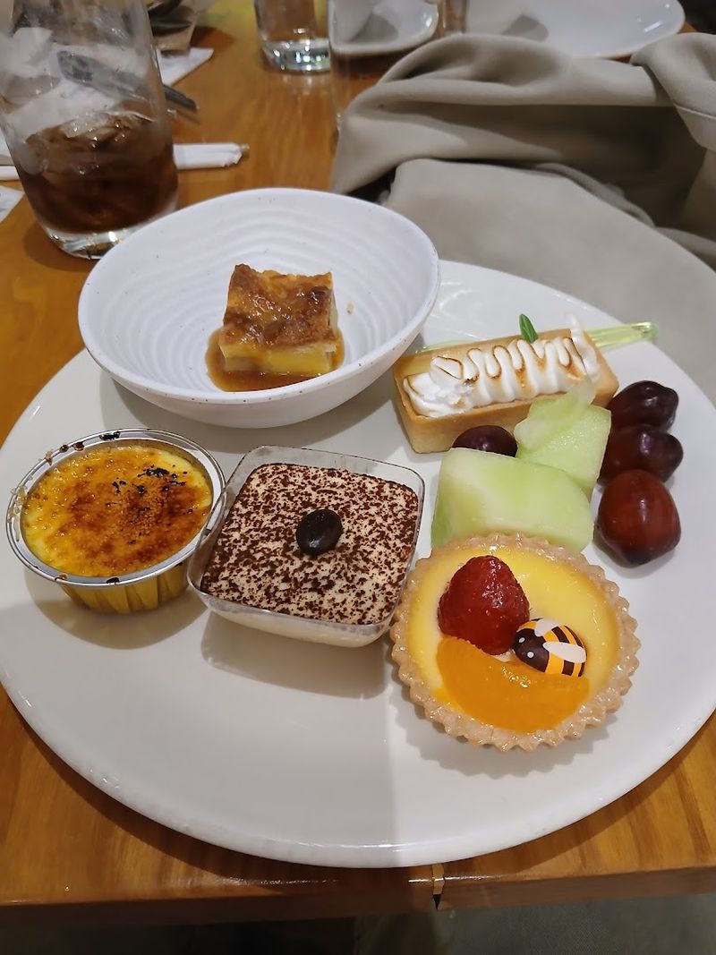 Desserts Keep The Feast Going Strong