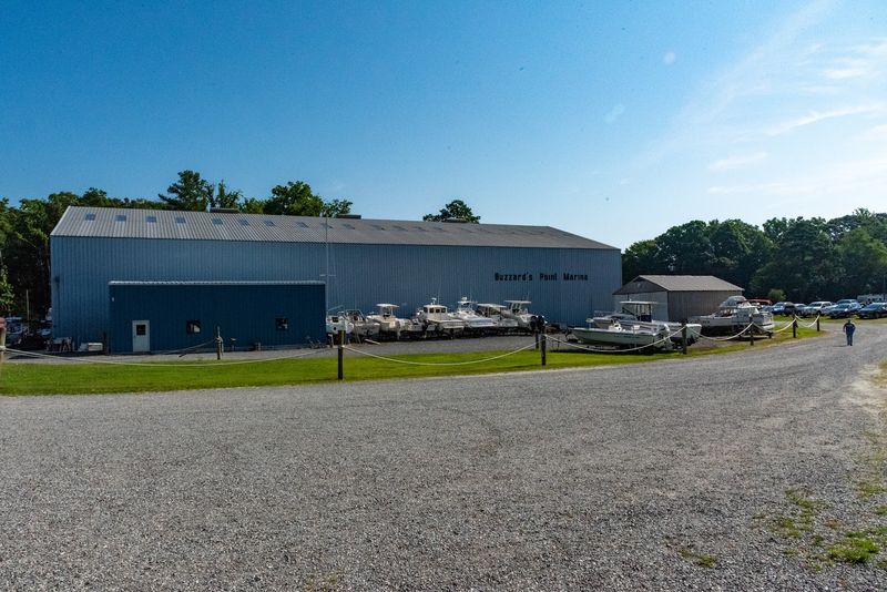 Lorraine's Restaurant: The Heartbeat of Island Dining