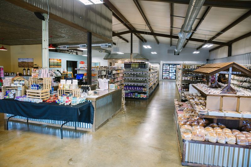 Kitchen Supplies and Gifts That Feel Thoughtful