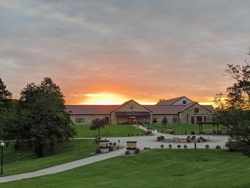 Spiritual Retreat Opportunities In A Peaceful Setting