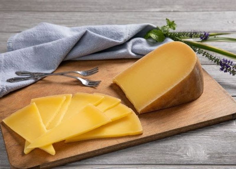 Cheesemaking Classes and Farm Workshops