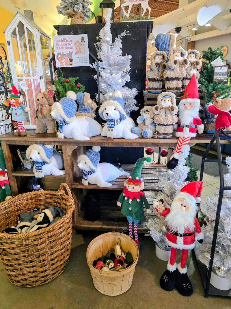 The Giant Candle at Warm Glow Candle Co.