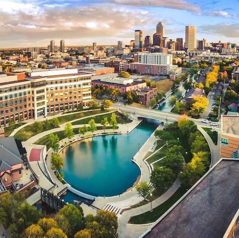 Urban Oasis Provides Serene Escape Within City Limits