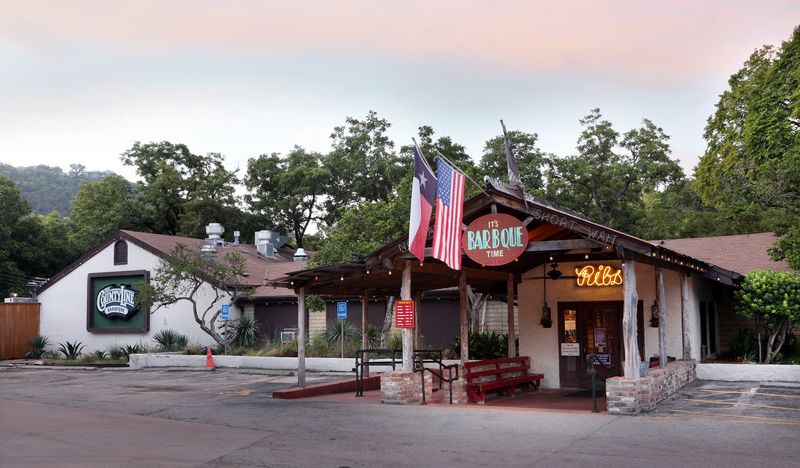What Makes County Line Stand Out in a City Full of Great BBQ