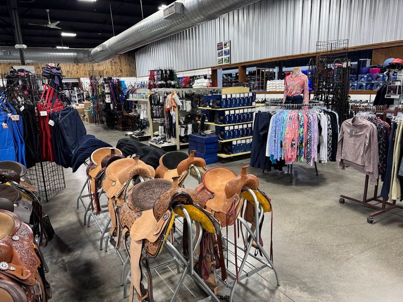 Why Dennard's Keeps Customers Coming Back Year After Year