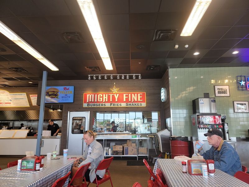 The Kind of Friendly Service That Makes You Want to Come Back