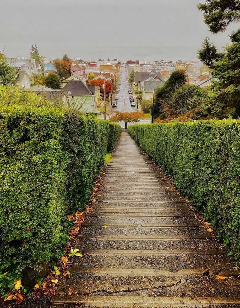 Tips for Walking Down Safely