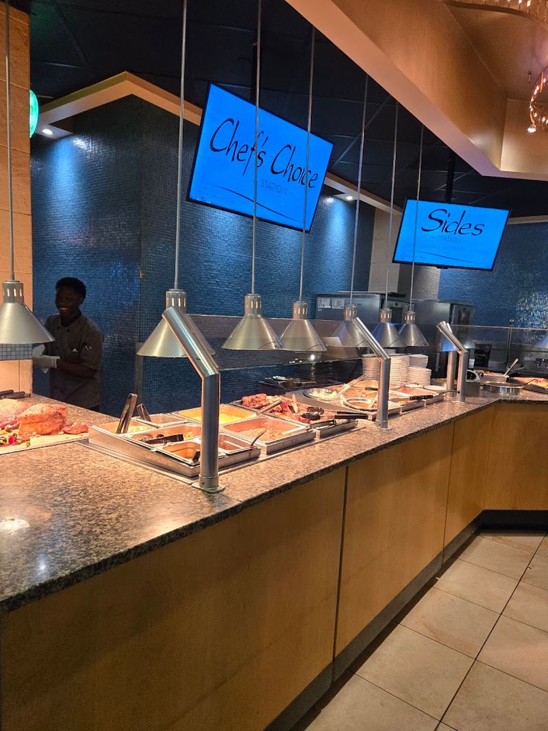 A Mississippi Buffet People Show Up Hungry For