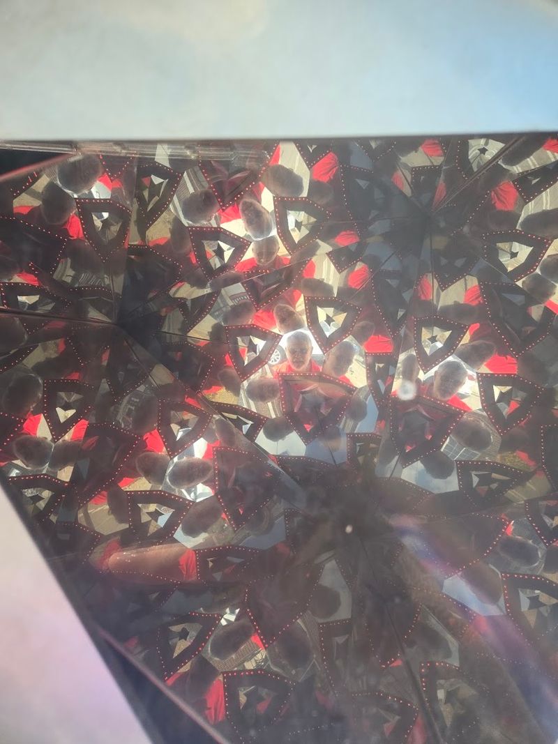 LED Lights and Geometric Patterns That Genuinely Mesmerize