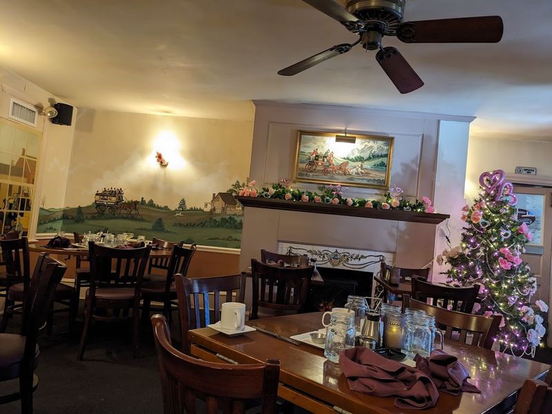 Brunch at a Colonial Tavern Hits Differently Than You Expect