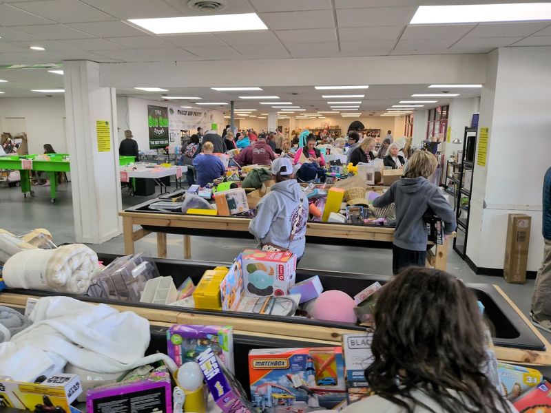 The Treasure Hunt Atmosphere Inside the Store