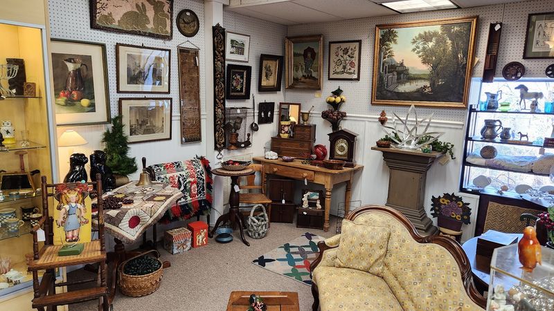 Rhinebeck Antique Emporium in Rhinebeck