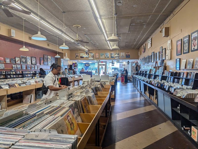 Supporting Local Virginia Artists in a Real Way